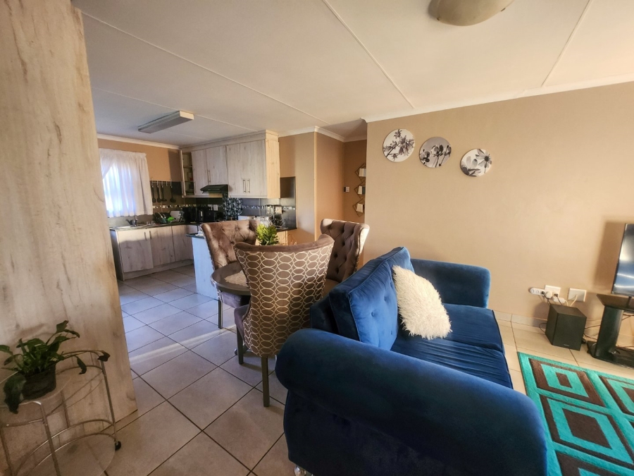 3 Bedroom Property for Sale in Ellaton North West